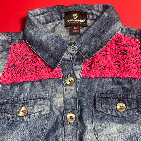 ‼️5/$15‼️ Dollhouse Girl’s Lace Button Down Blouse - Picture 2 of 7